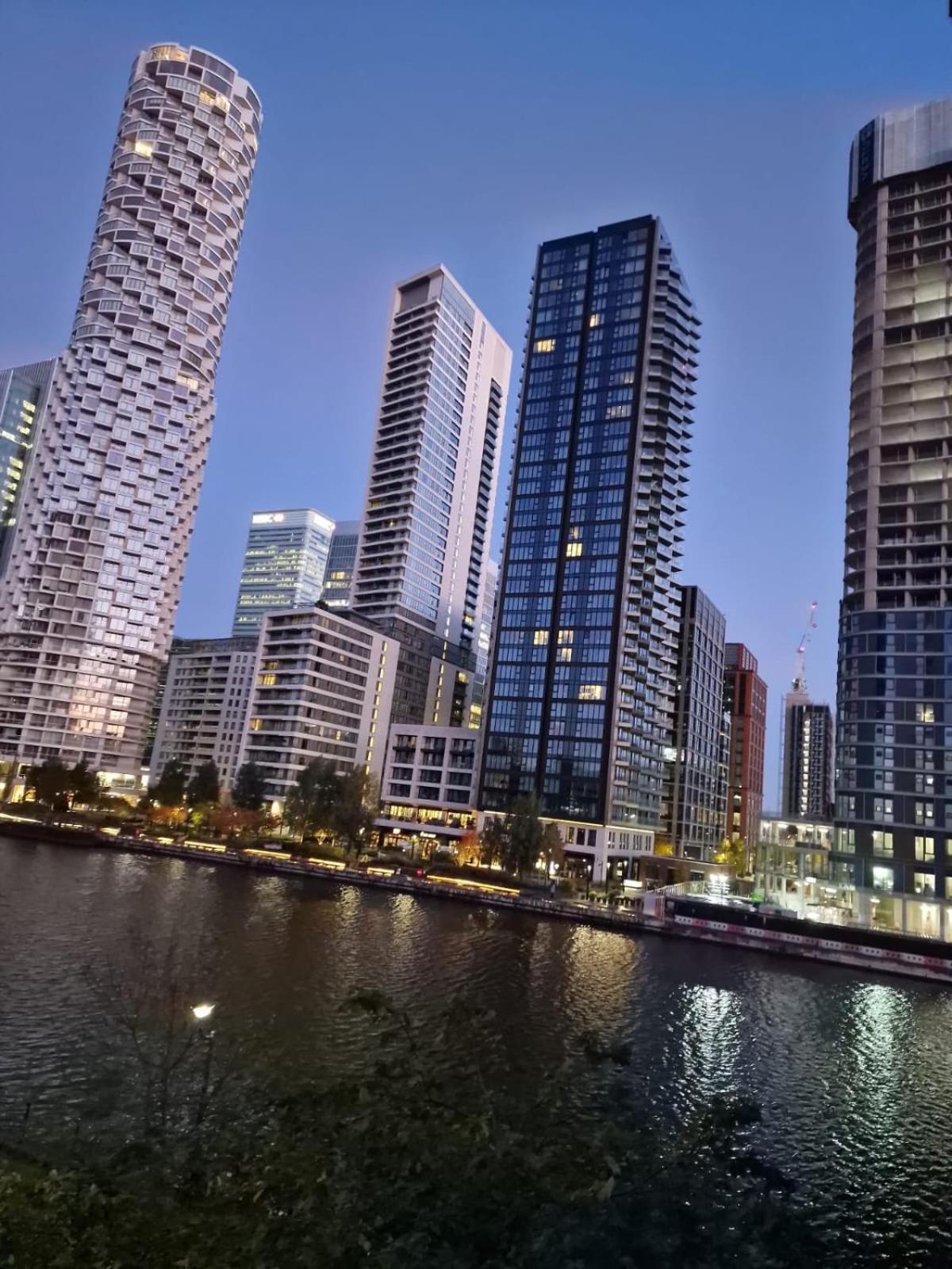 Canary Wharf View Apartments London Eksteriør billede
